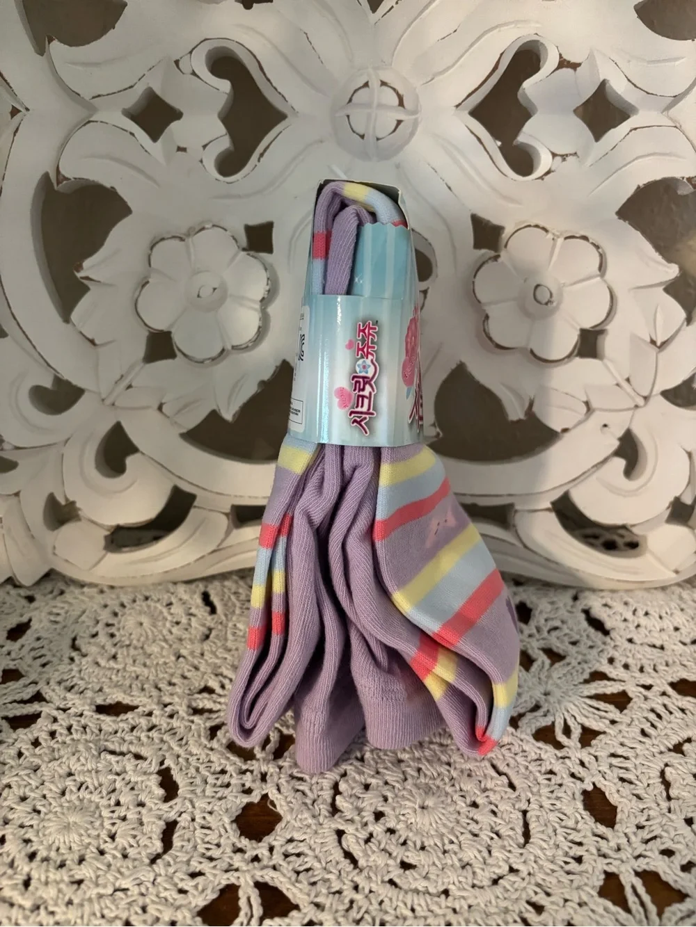 Secret Jouju girl tights.   Ages 9-10 years old. South Korean
